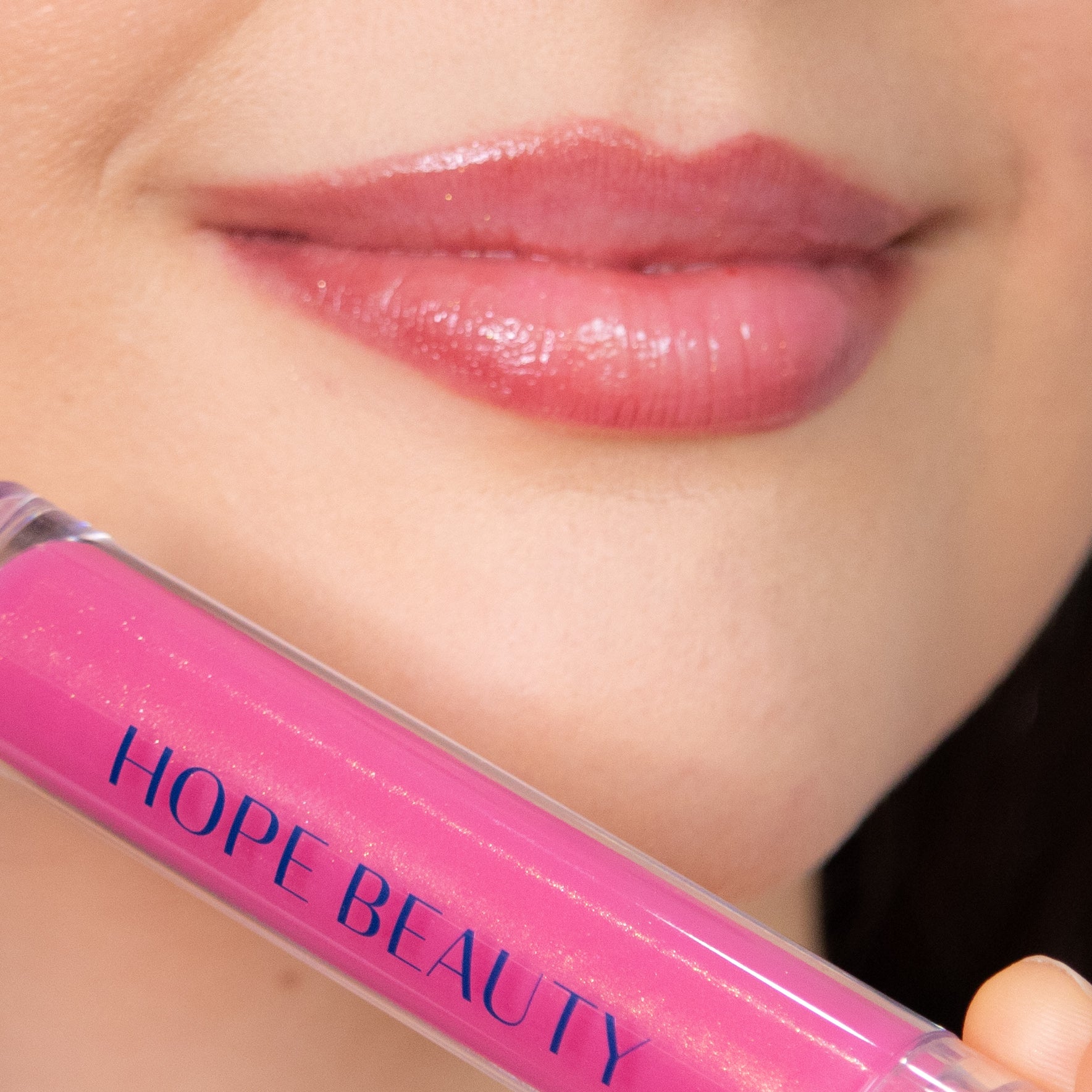 Rebekah Lip Kit by Hope Beauty is a lipgloss and lip liner set inspired by Rebekah from the Bible. Biblically inspired cosmetics. Inspirational makeup. Biblically inspired makeup. Faith inspired makeup. Faith based company. Lip oil and lip gloss hybrid. Long lasting lip liner.